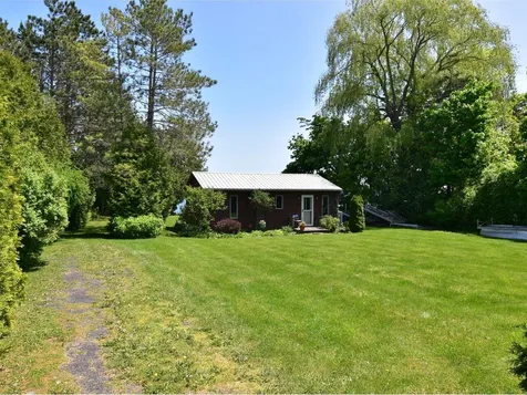 17 Mountain View Lane North Hero VT 05474