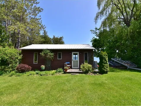 17 Mountain View Lane North Hero VT 05474