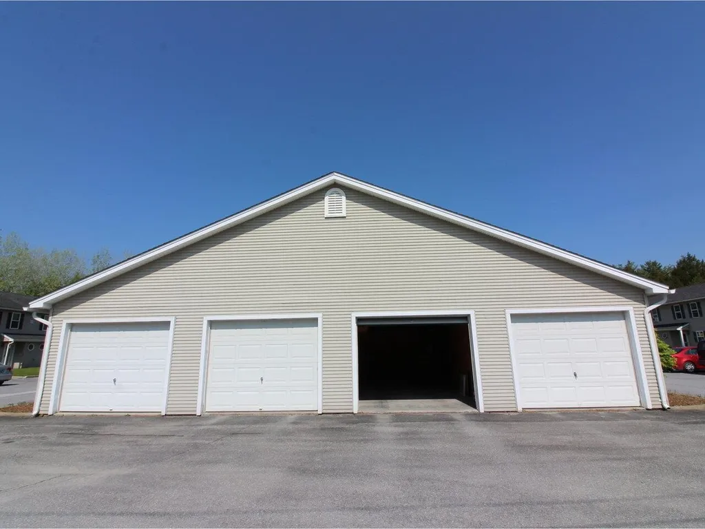 48 Colonial Road Fairfax VT 05454
