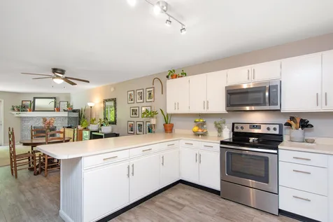 192 Locust Hill Road Shelburne VT 05482