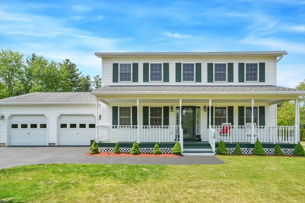28 Ellison Street Milton VT 05468