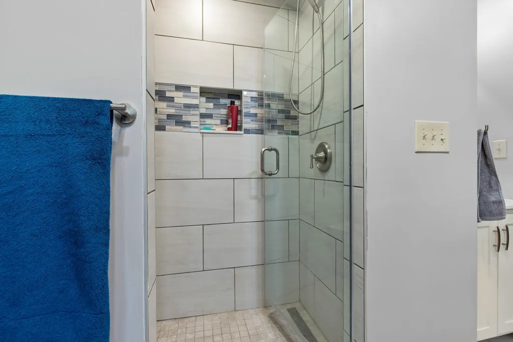 98 Governors Road Milton NH 03851