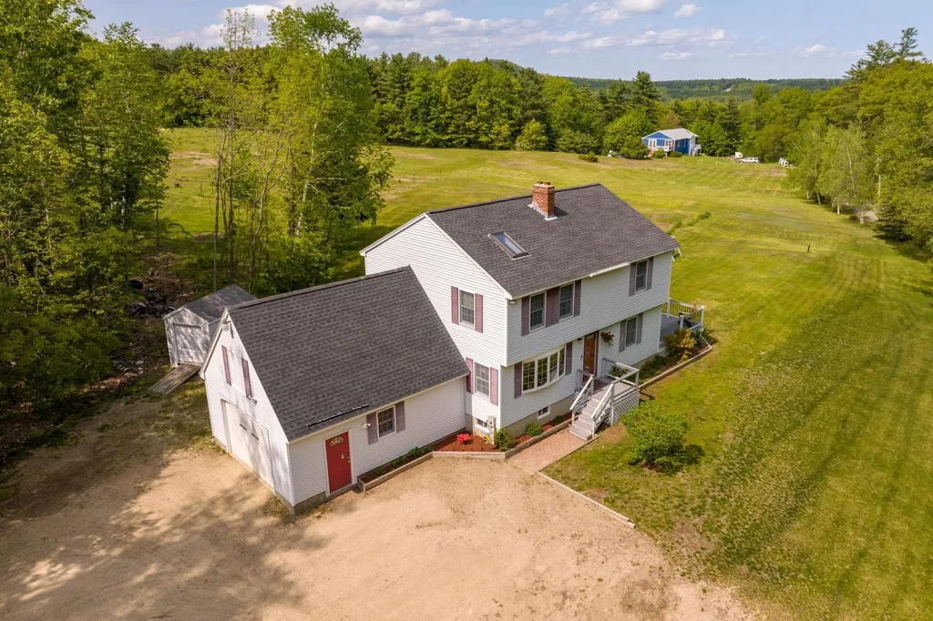98 Governors Road Milton NH 03851