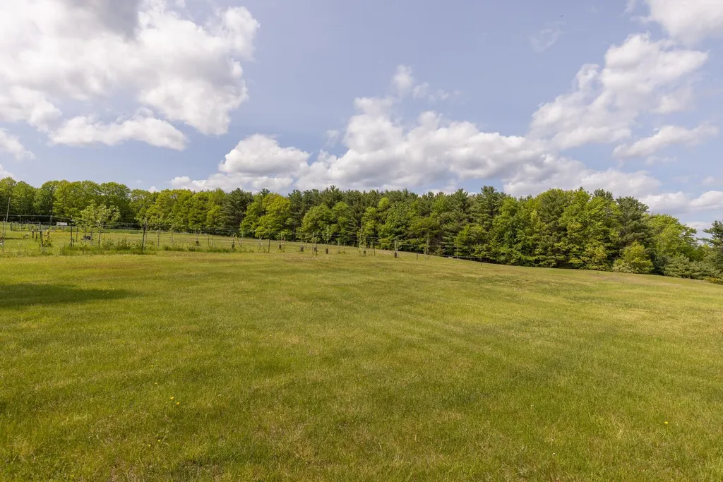 98 Governors Road Milton NH 03851