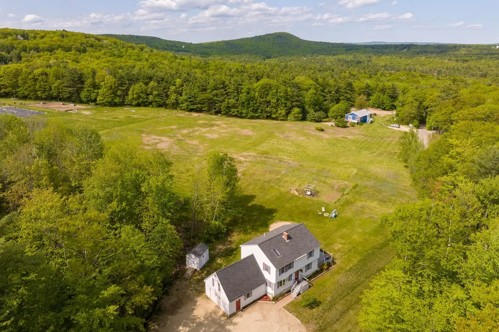 98 Governors Road Milton NH 03851