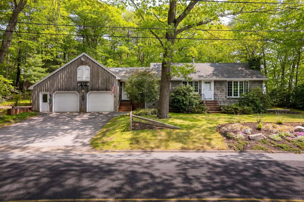 34 Captain Thomas Road Ogunquit ME 03907