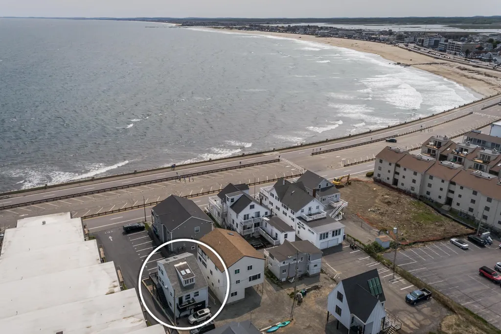 6 Anchor Court Hampton NH 03842