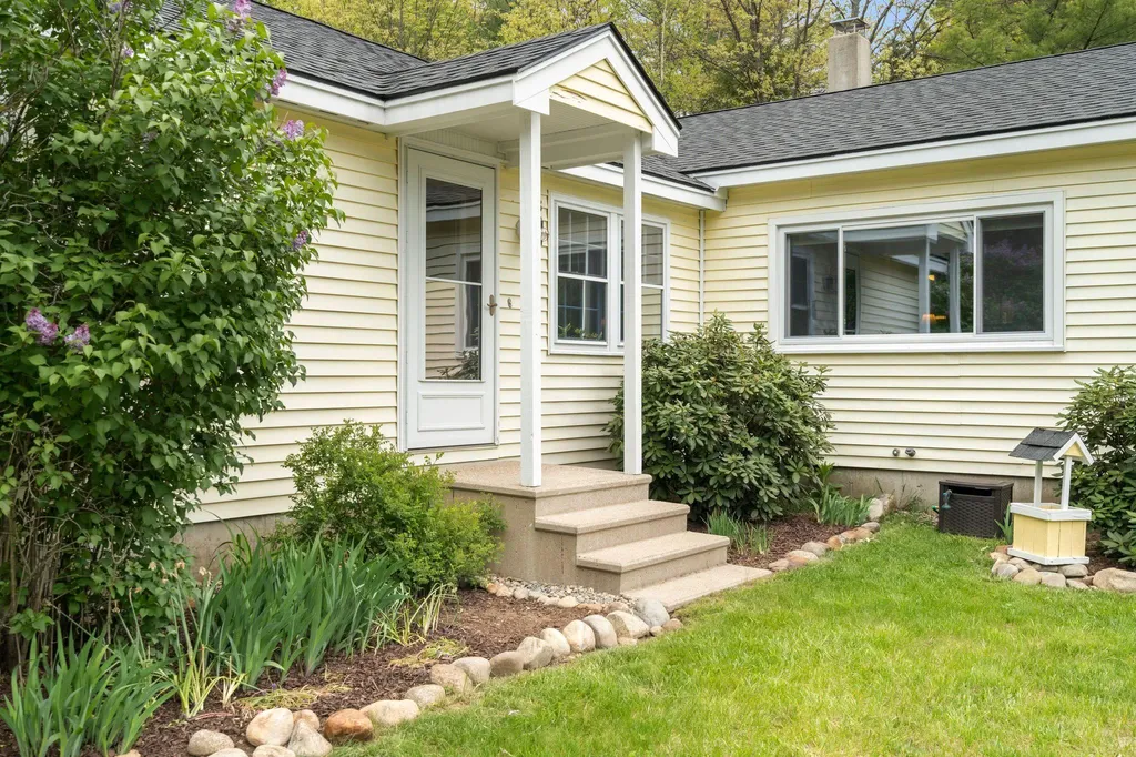 358 Deer Meadow Road Webster NH 03303