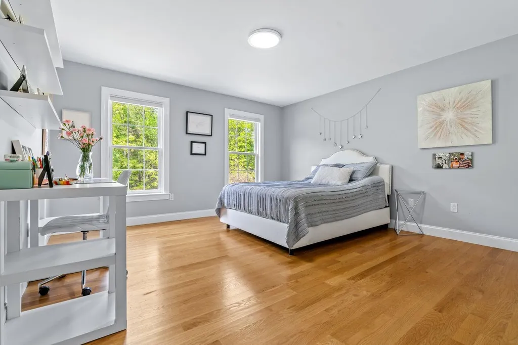 56 Rolling Woods Drive Bedford NH 03110