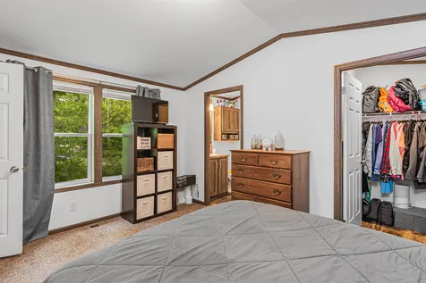260 Waverly Circle Colchester VT 05446
