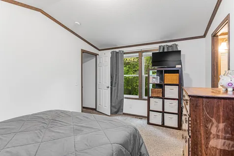 260 Waverly Circle Colchester VT 05446