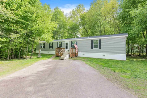 260 Waverly Circle Colchester VT 05446