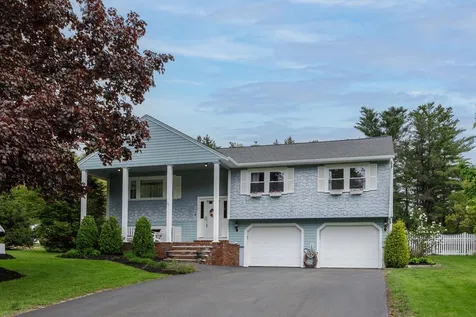 7 Scenic Drive Derry NH 03038