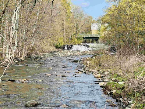 2947 Vt Route 122 Sheffield VT 05866
