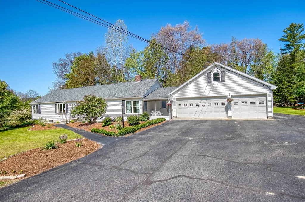 101 Fairview Street Littleton NH 03561