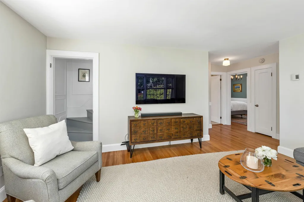 1197 Somerville Street Manchester NH 03103