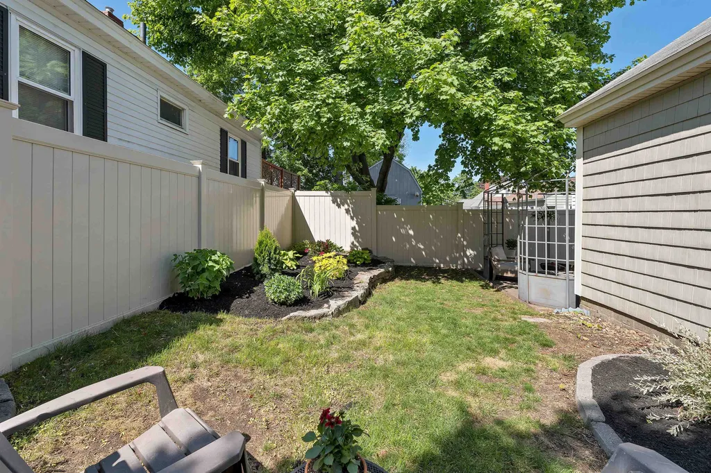 1197 Somerville Street Manchester NH 03103