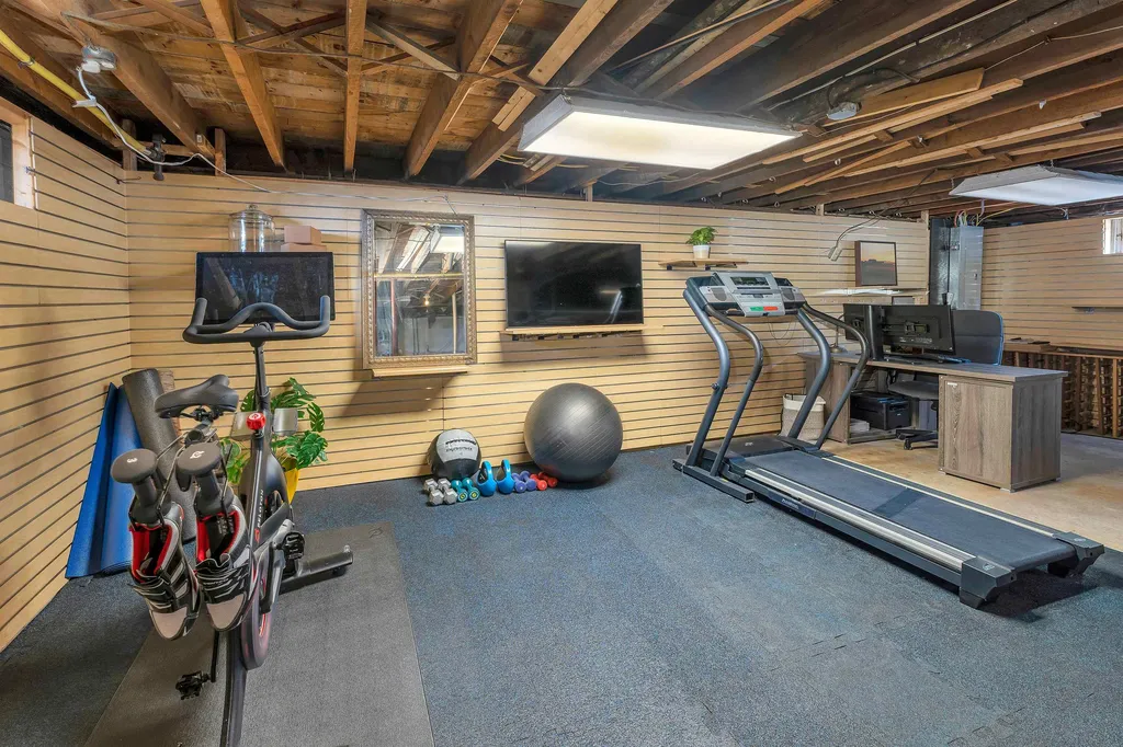 1197 Somerville Street Manchester NH 03103