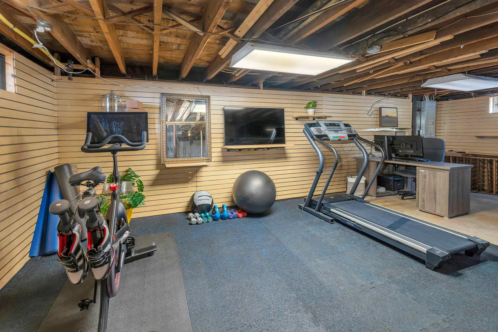 1197 Somerville Street Manchester NH 03103