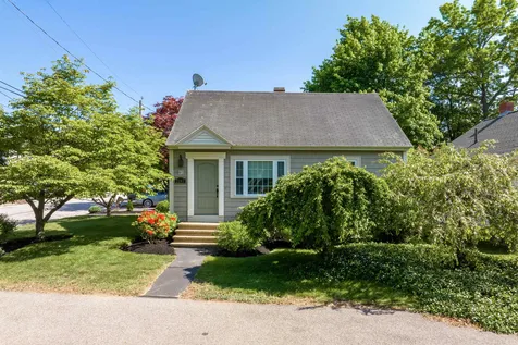 1197 Somerville Street Manchester NH 03103