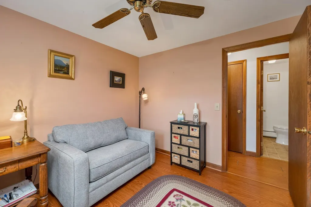 387 North Main Street Wolfeboro NH 03894