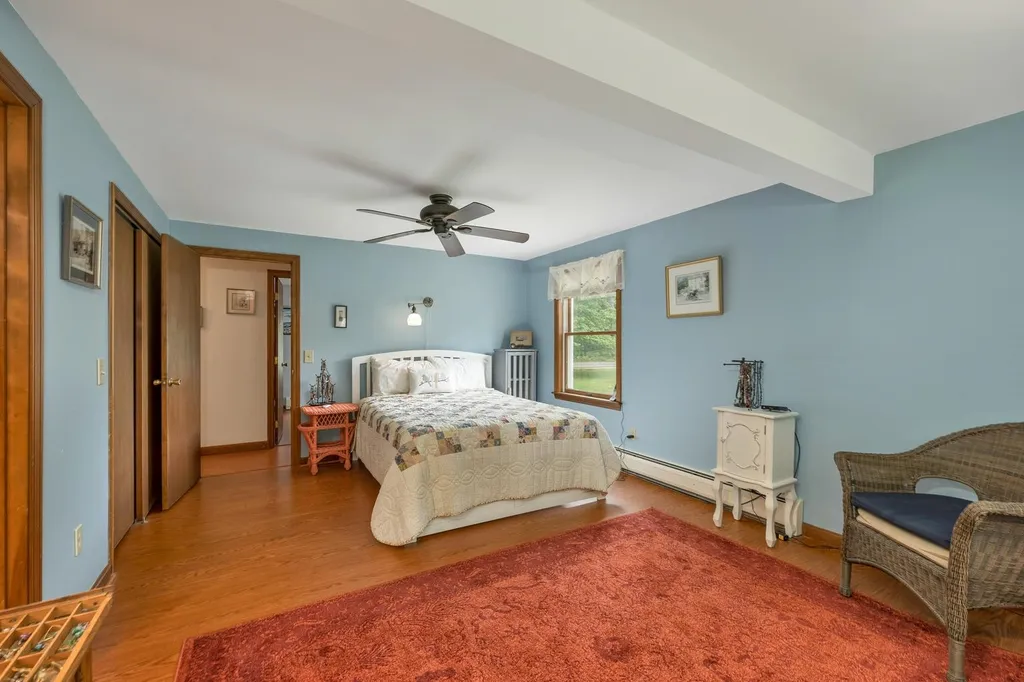 387 North Main Street Wolfeboro NH 03894