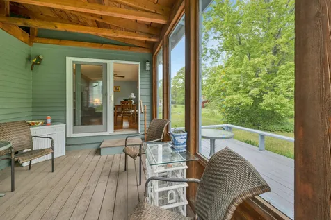 387 North Main Street Wolfeboro NH 03894