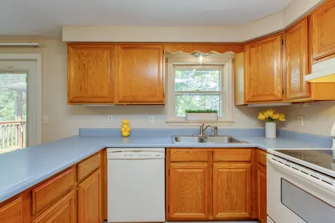2 Irving Drive Concord NH 03301