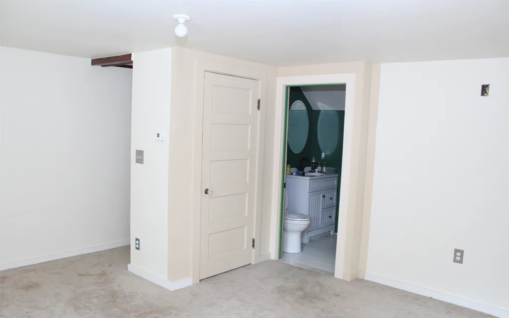 26 Crawford Avenue Exeter NH 03833