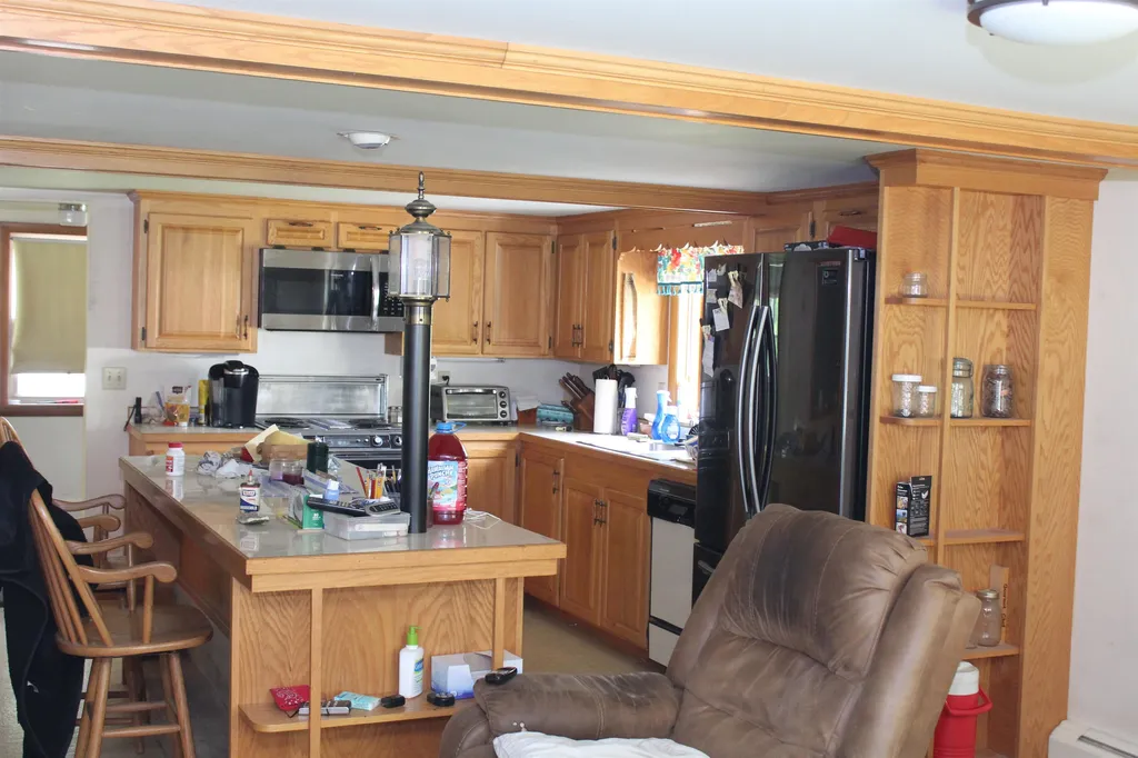 26 Crawford Avenue Exeter NH 03833