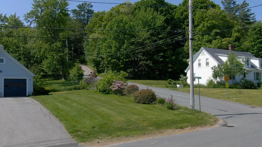 11 Bellevue Avenue Claremont NH 03743