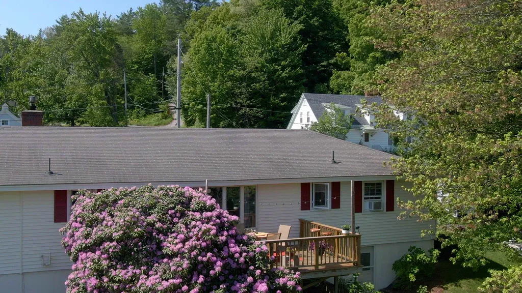 11 Bellevue Avenue Claremont NH 03743