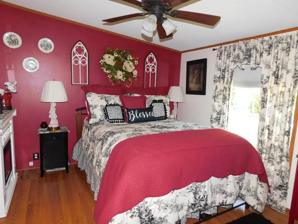 11 James Road Fremont NH 03044