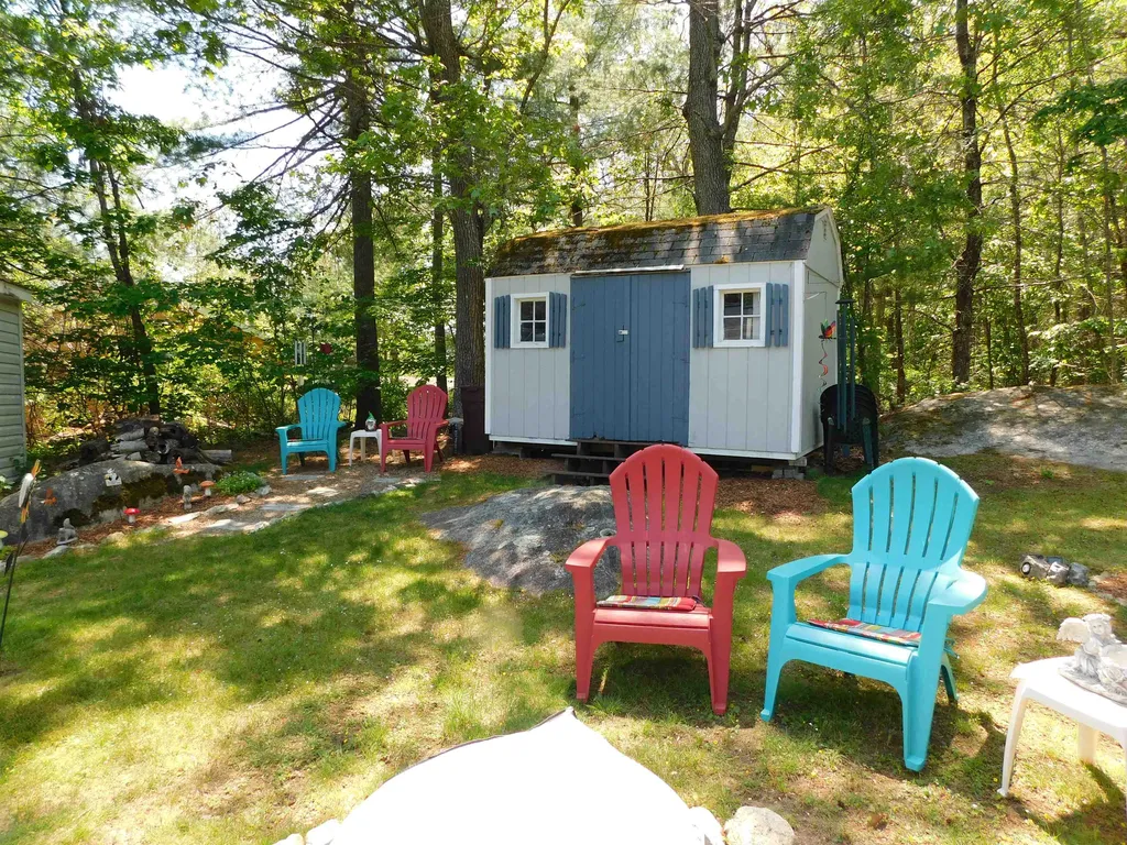 11 James Road Fremont NH 03044