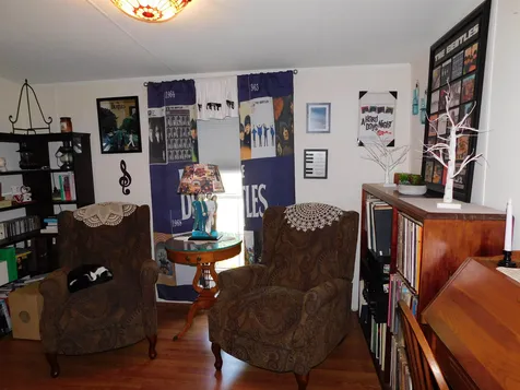 11 James Road Fremont NH 03044