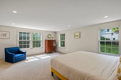 4 Prospect Street Henniker NH 03242