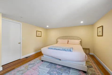 4 Prospect Street Henniker NH 03242