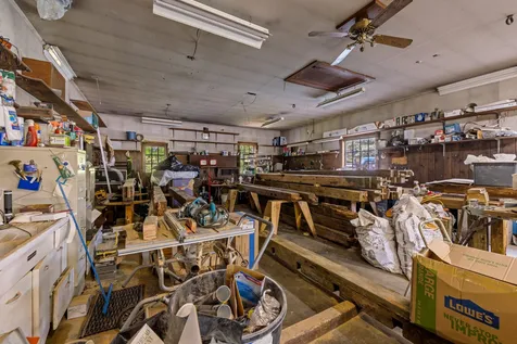 4 Prospect Street Henniker NH 03242