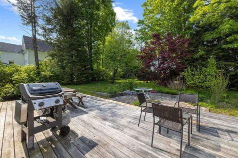 4 Prospect Street Henniker NH 03242