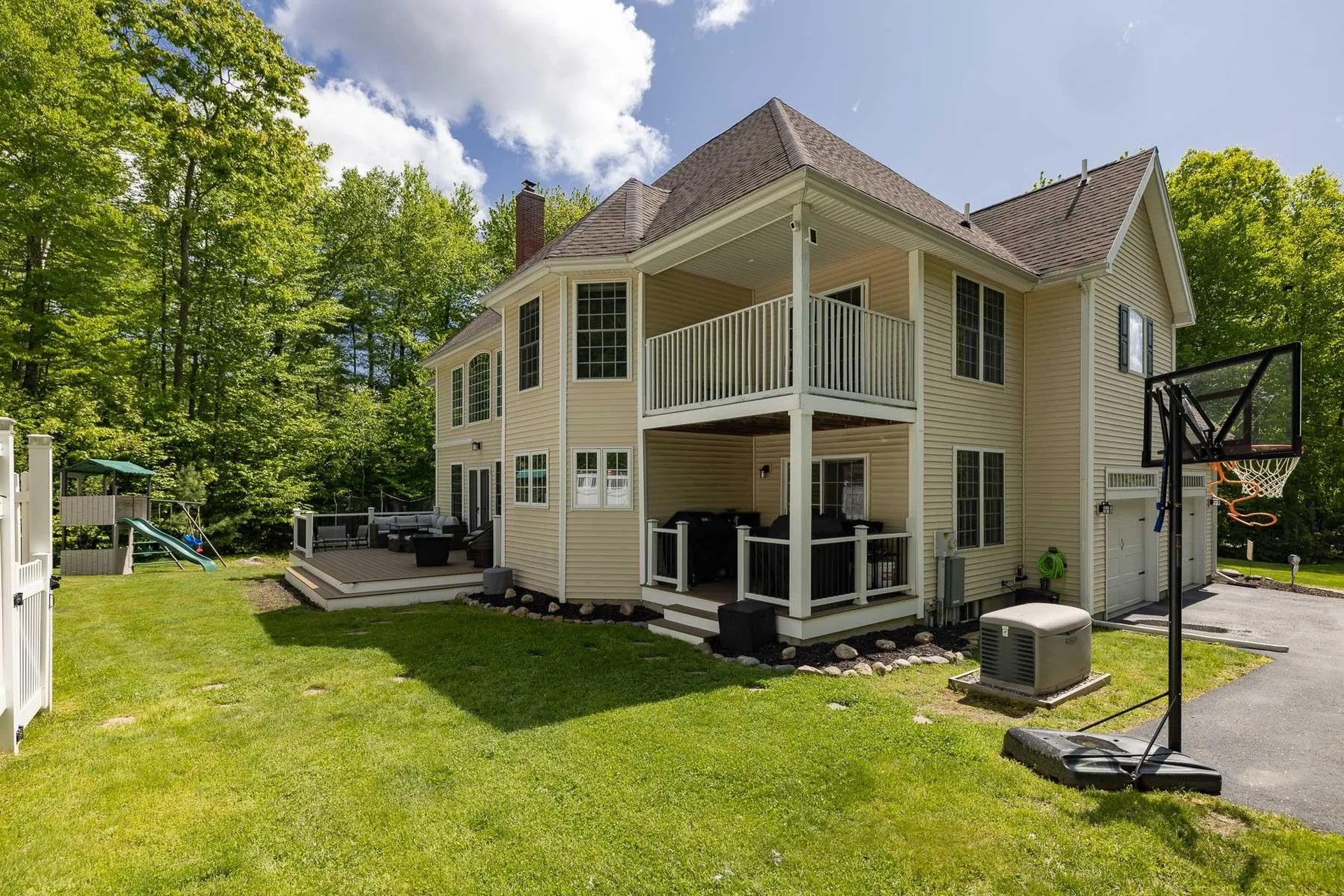 28 Stone Farm Road Barrington NH 03825