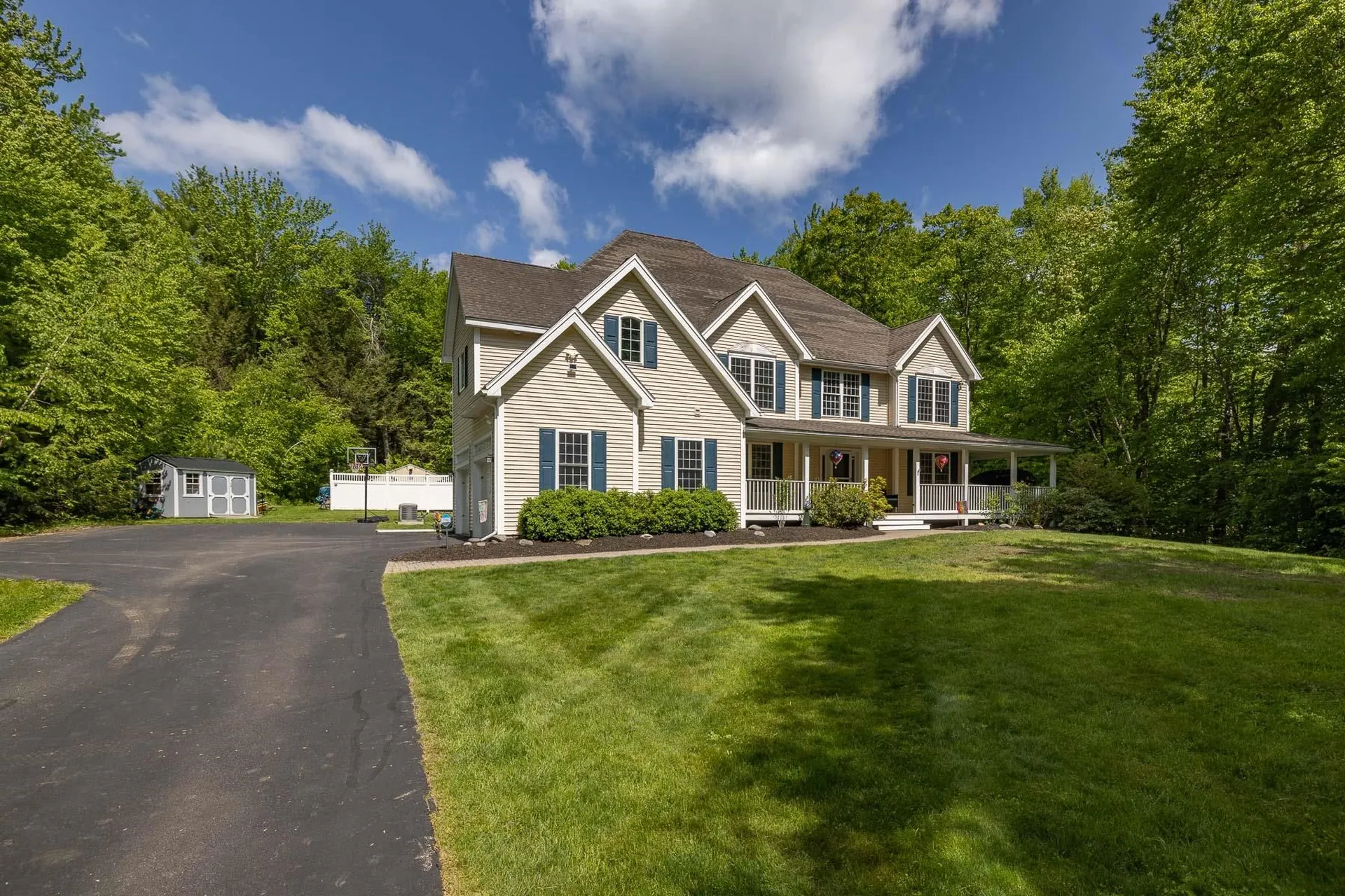 28 Stone Farm Road Barrington NH 03825