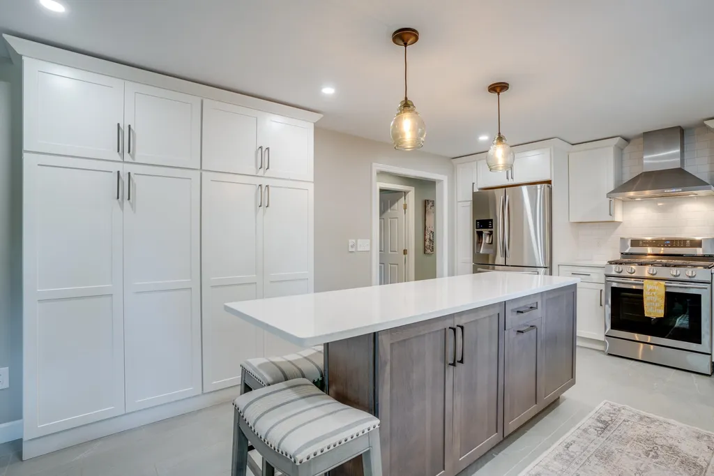 30 Cranwell Avenue South Burlington VT 05403