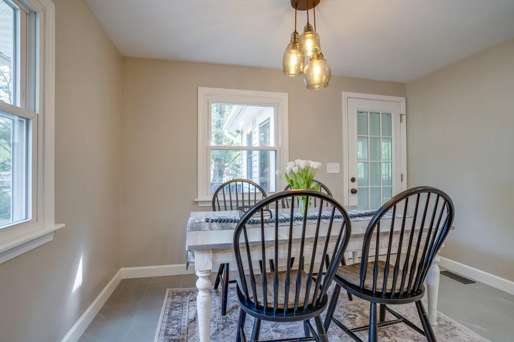 30 Cranwell Avenue South Burlington VT 05403