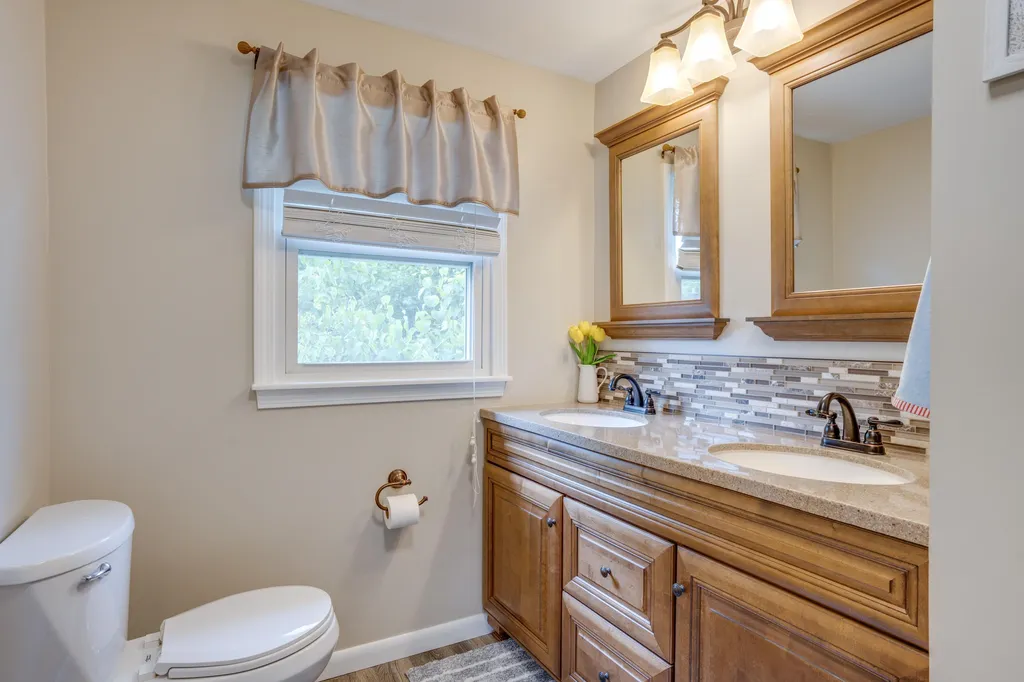 30 Cranwell Avenue South Burlington VT 05403