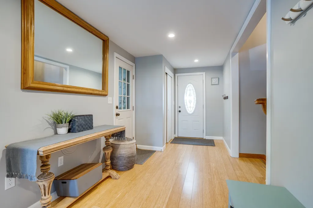 30 Cranwell Avenue South Burlington VT 05403