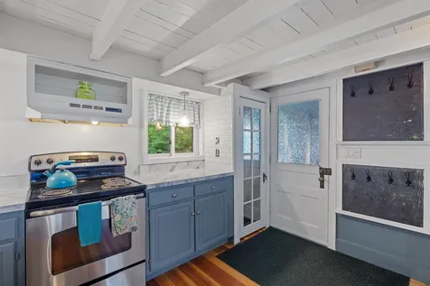 85 Belknap Point Road Gilford NH 03249