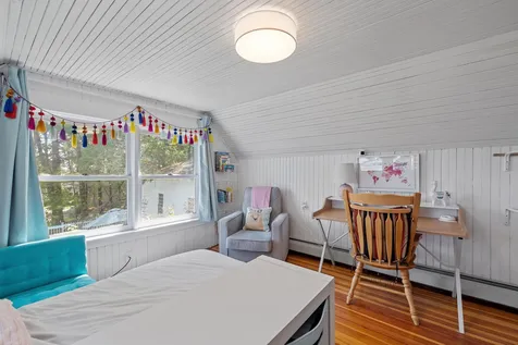 85 Belknap Point Road Gilford NH 03249