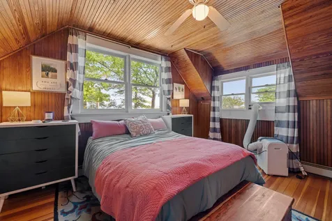 85 Belknap Point Road Gilford NH 03249