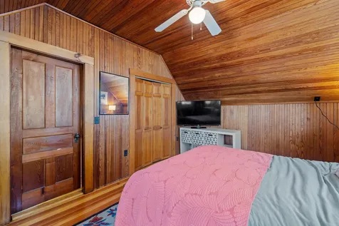 85 Belknap Point Road Gilford NH 03249