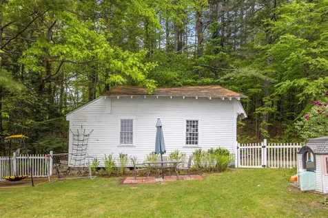 85 Belknap Point Road Gilford NH 03249